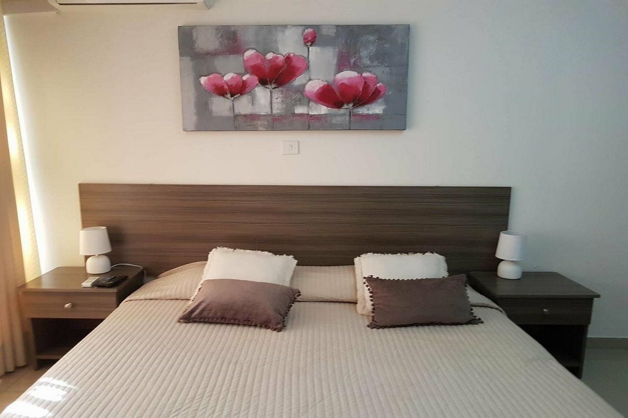 Marianna And Marianna Annex Hotel Limassol Kültér fotó